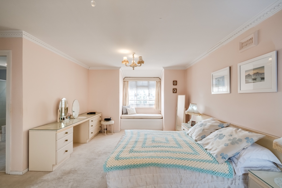 3 Bedroom Property for Sale in Flamingo Vlei Western Cape